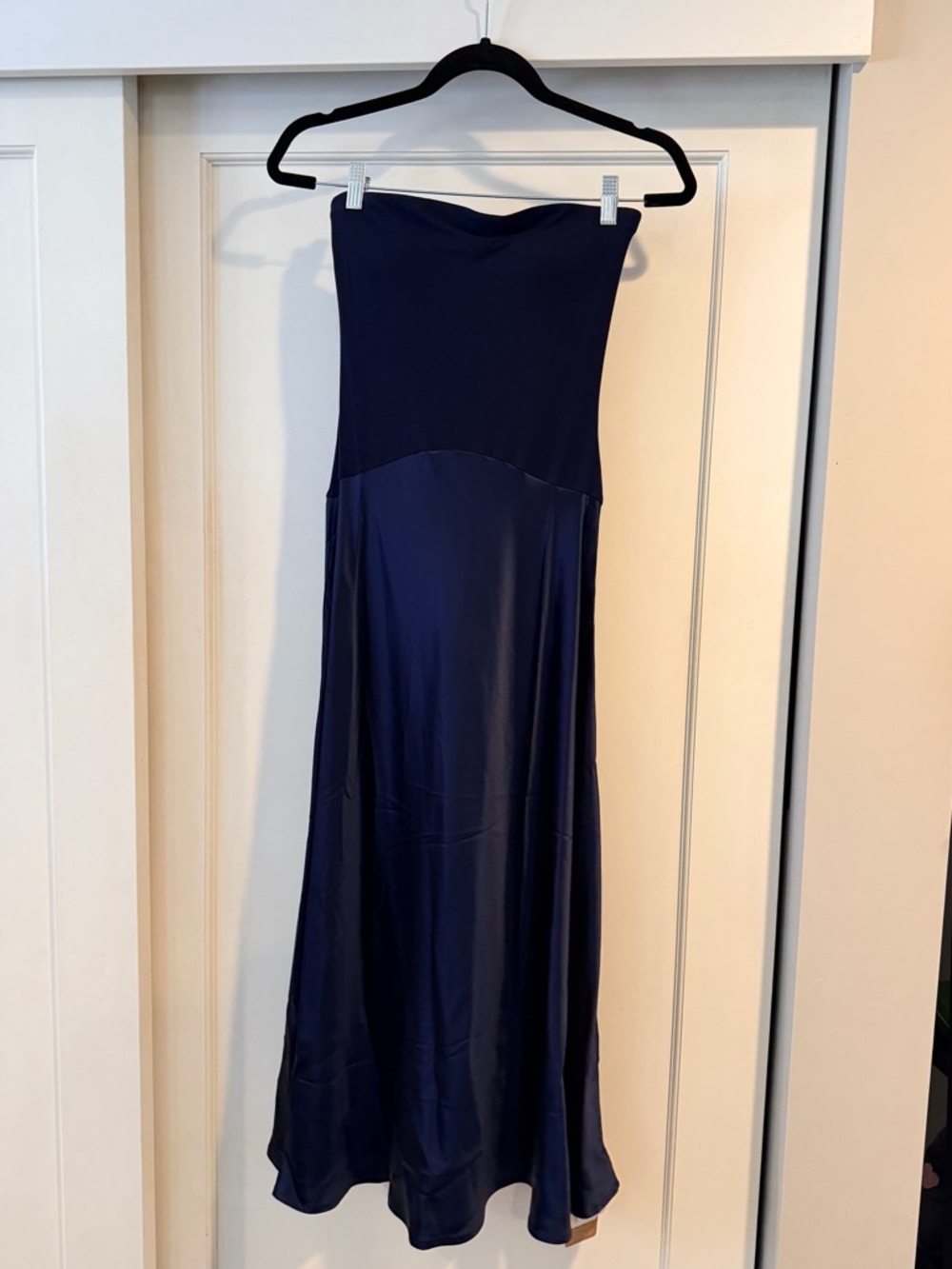 NWT OGL Strapless Navy Satin Midi Dress in Size Small - Picture 6 of 10
